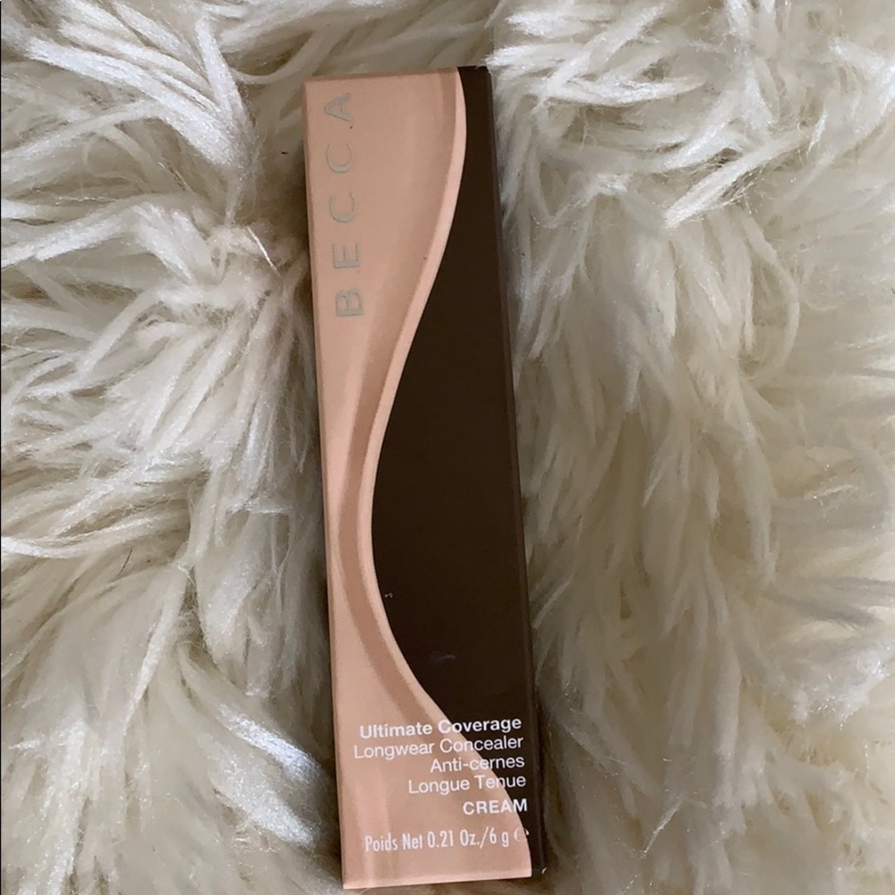 New in box, Becca ultimate coverage concealer
